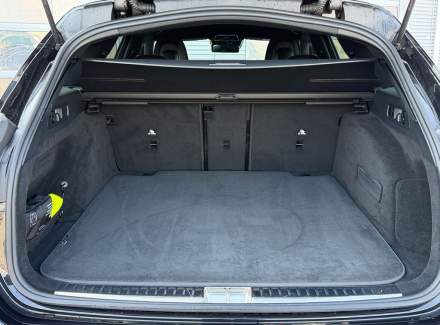 Mercedes-Benz - E-class