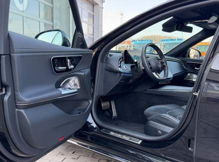 Mercedes-Benz - E-class