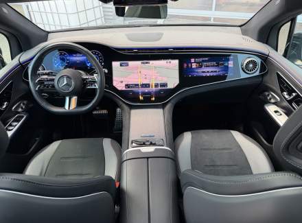Mercedes-Benz - EQE