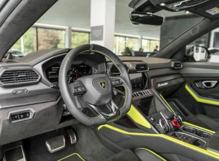 Lamborghini - Urus
