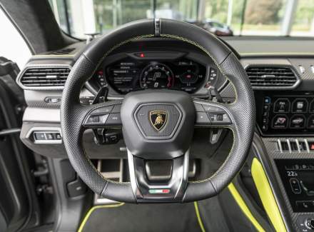 Lamborghini - Urus
