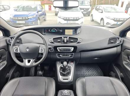 Renault - Scenic