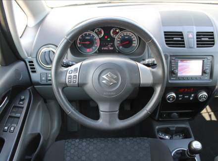 Suzuki - SX4
