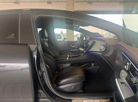 Mercedes-Benz - EQE