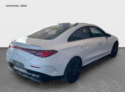 Mercedes-Benz - CLA