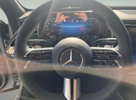 Mercedes-Benz - E-class