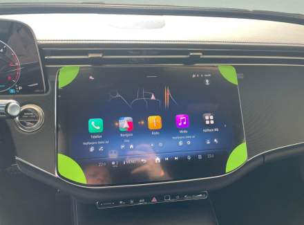 Mercedes-Benz - E-class