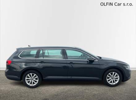 Volkswagen - Passat