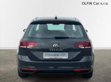 Volkswagen - Passat