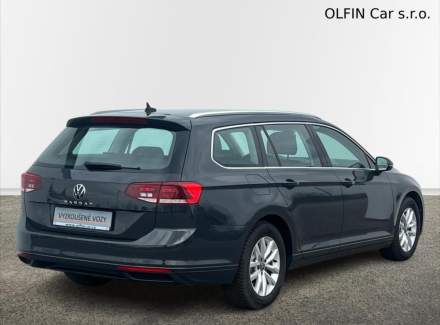 Volkswagen - Passat