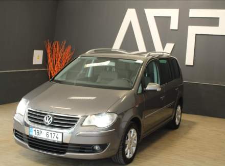 Volkswagen - Touran