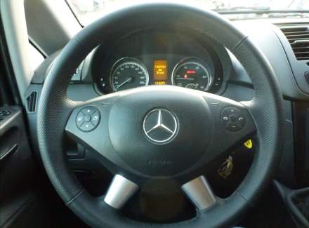 Mercedes-Benz - Vito