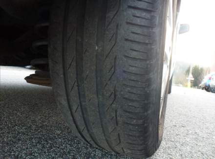 Mercedes-Benz - Vito