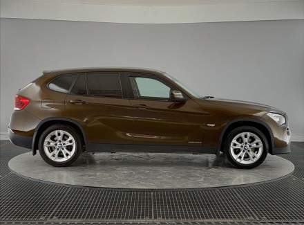 BMW - X1