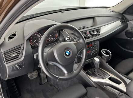BMW - X1