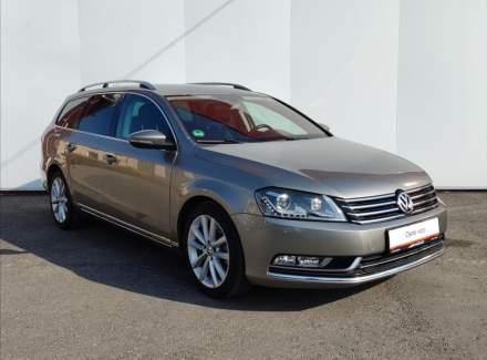 Volkswagen - Passat