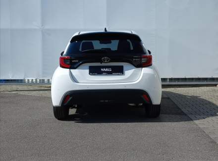 Toyota - Yaris
