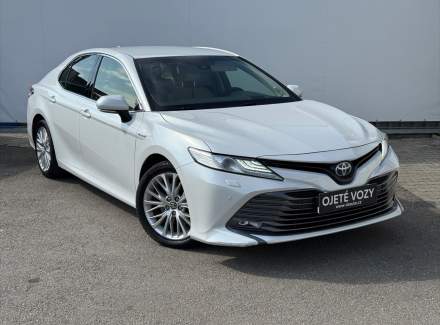 Toyota - Camry