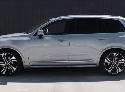 Volvo - XC90