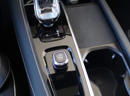 Volvo - XC90
