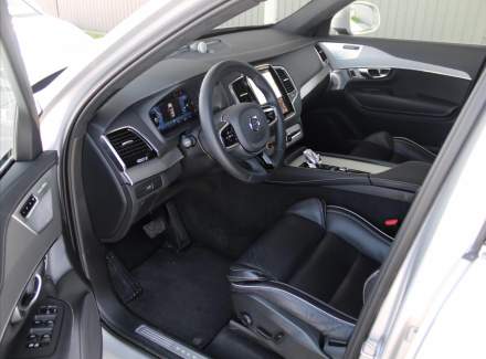 Volvo - XC90