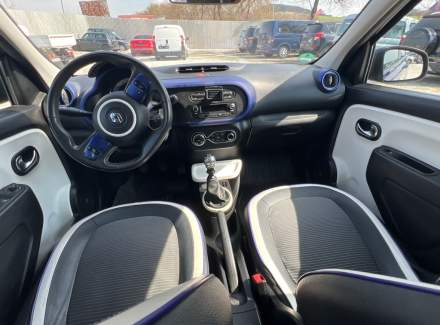 Renault - Twingo