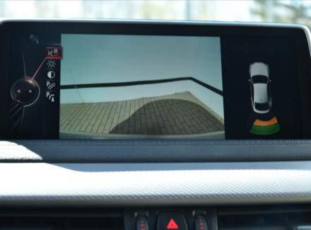 BMW - X6