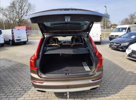 Volvo - XC90