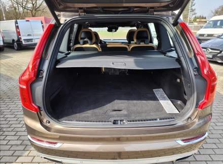 Volvo - XC90
