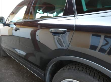 Volkswagen - Touareg