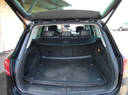 Volkswagen - Touareg