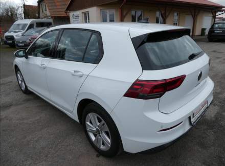 Volkswagen - Golf