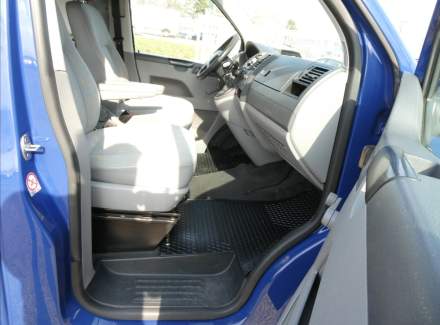 Volkswagen - T5 California