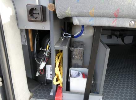 Volkswagen - T5 California