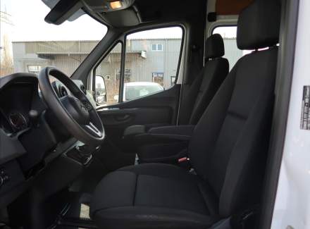 Mercedes-Benz - Sprinter
