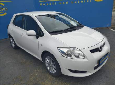Toyota - Auris