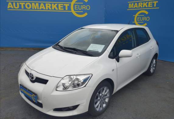 Toyota - Auris