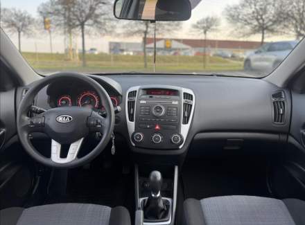 Kia - Cee'd