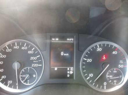 Mercedes-Benz - Vito