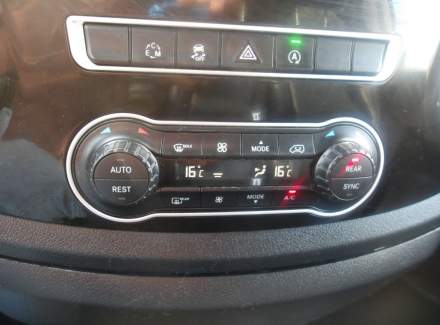 Mercedes-Benz - Vito