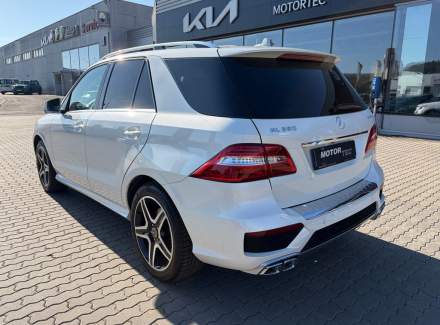 Mercedes-Benz - M-class