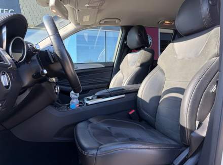 Mercedes-Benz - M-class