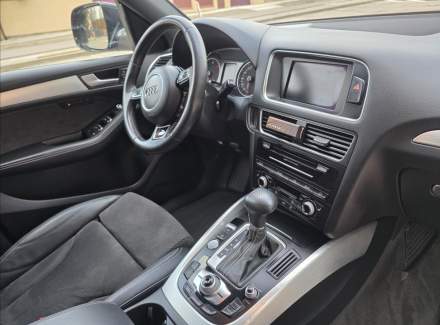 Audi - Q5
