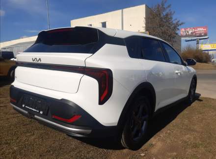 Kia - K4