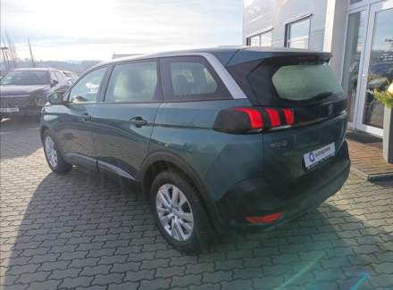 Peugeot - 5008