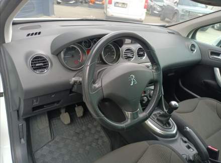 Peugeot - 308