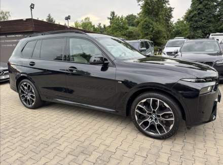 BMW - X7