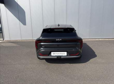 Kia - K4