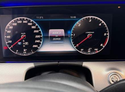 Mercedes-Benz - E-class