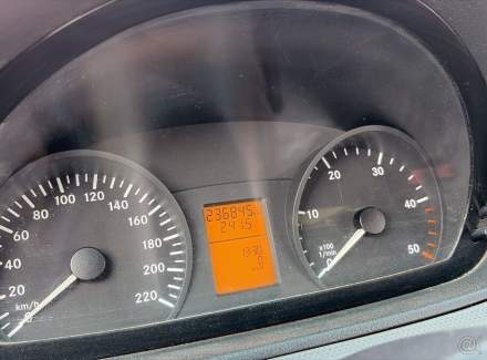 Mercedes-Benz - Vito